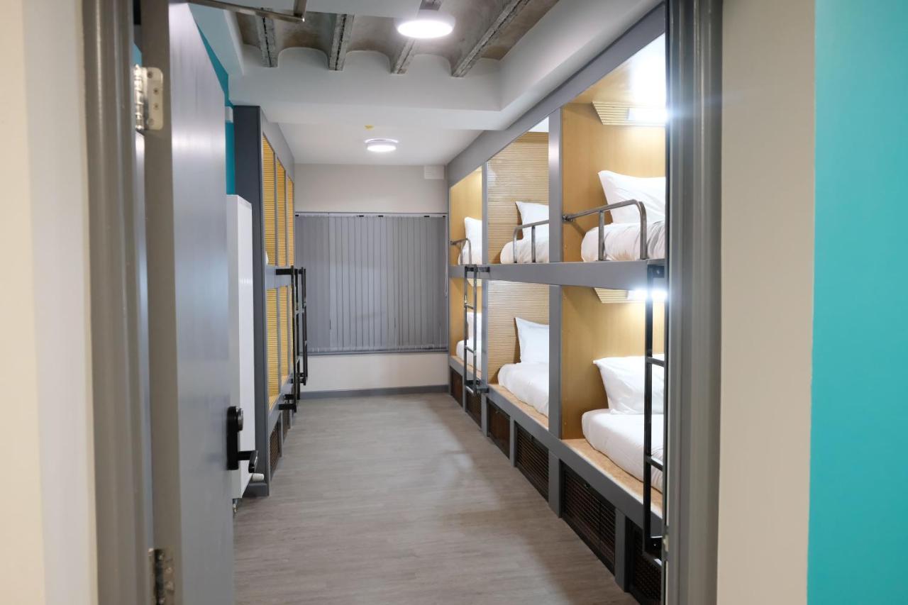 Cwtsh Hostel 스완지 외부 사진